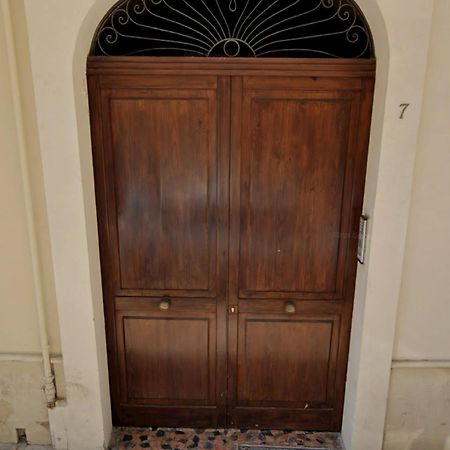 Charming Apt With Baroque View - Lecce Ngoại thất bức ảnh