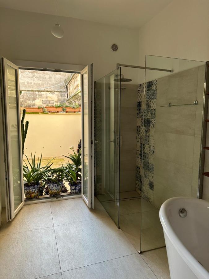 Charming Apt With Baroque View - Lecce Ngoại thất bức ảnh